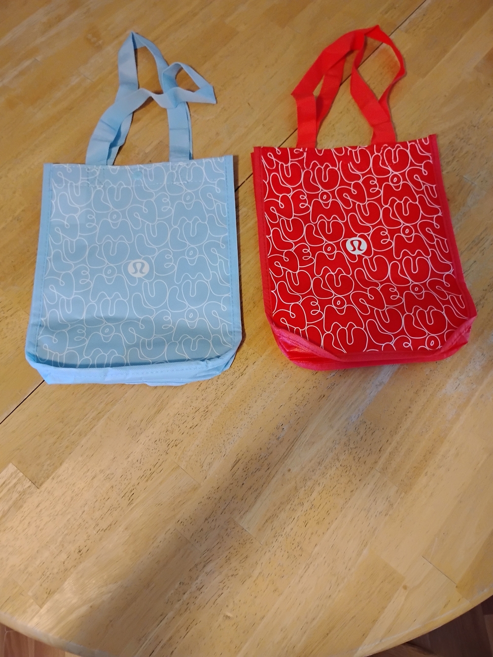 lululemon athletica Tote Set in Red and Light Blue